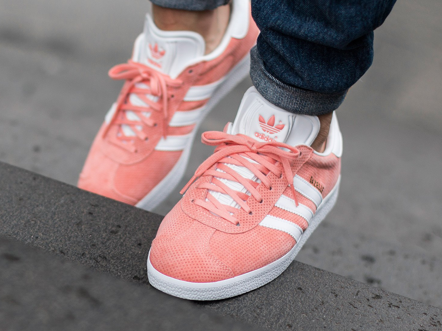 gazelle adidas rose et grise