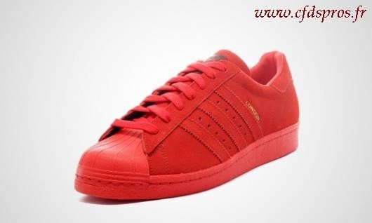 superstar rouge en daim