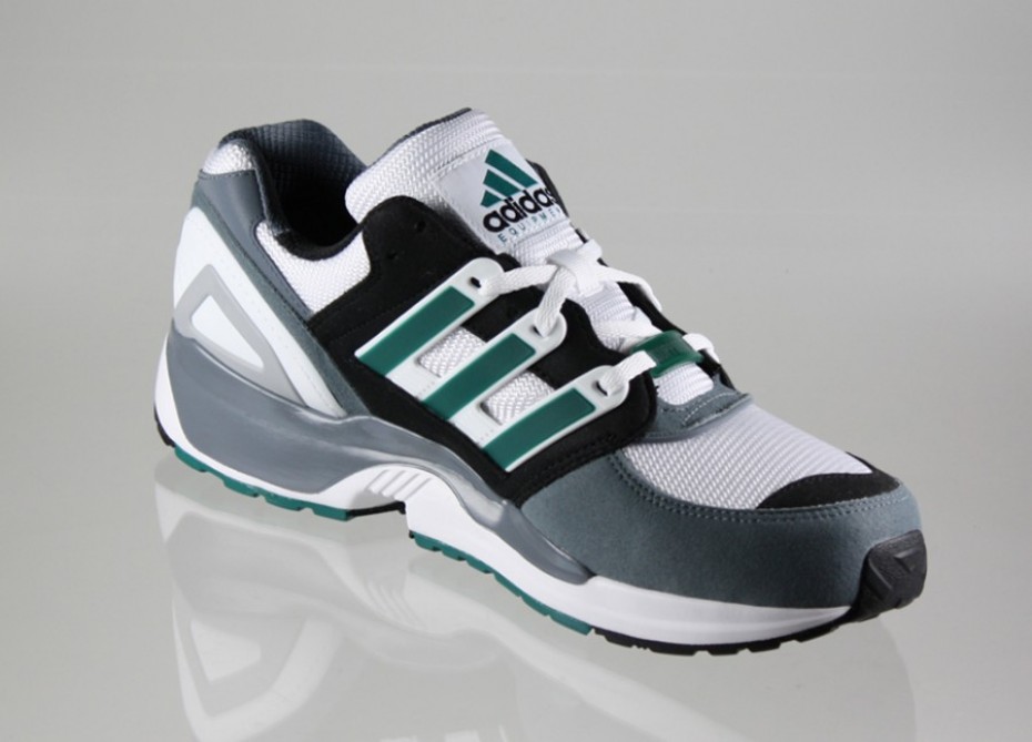 harga adidas torsion